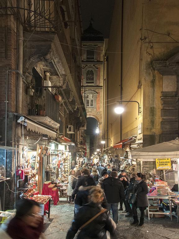 La Piazza Al Vomero Neapel Zimmer foto