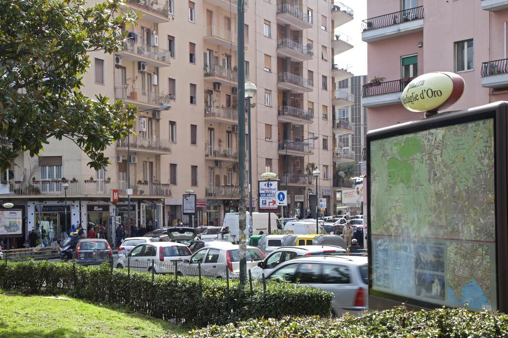 La Piazza Al Vomero Neapel Exterior foto