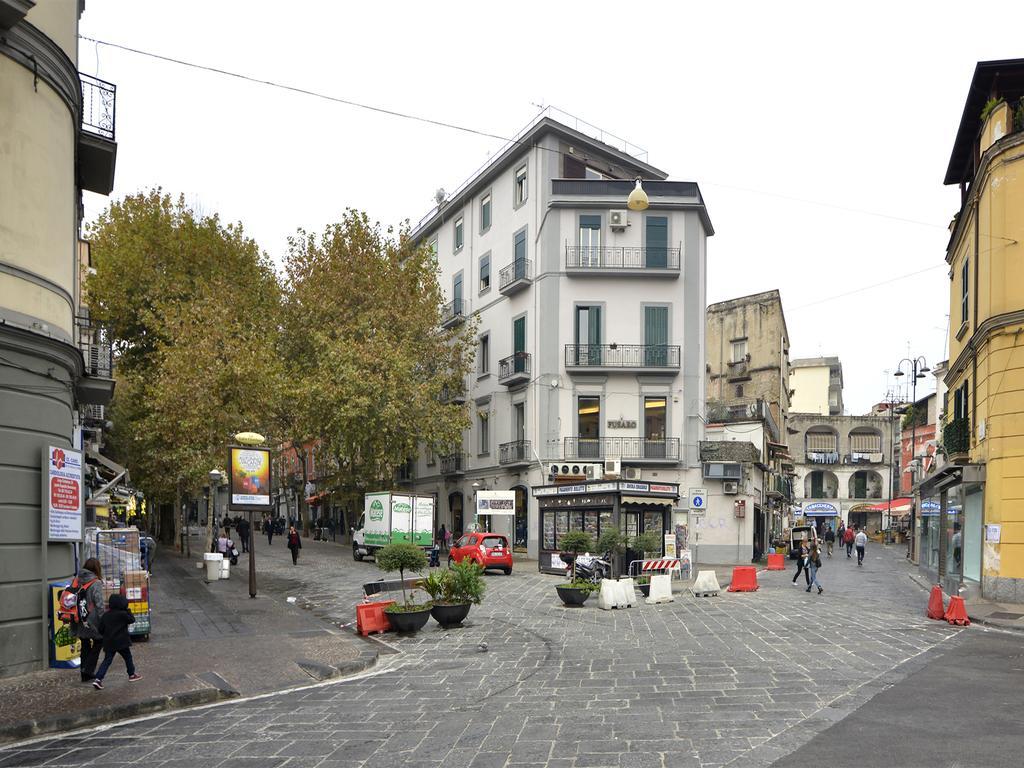 La Piazza Al Vomero Neapel Exterior foto